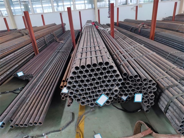 盘龙20G合金无缝钢管